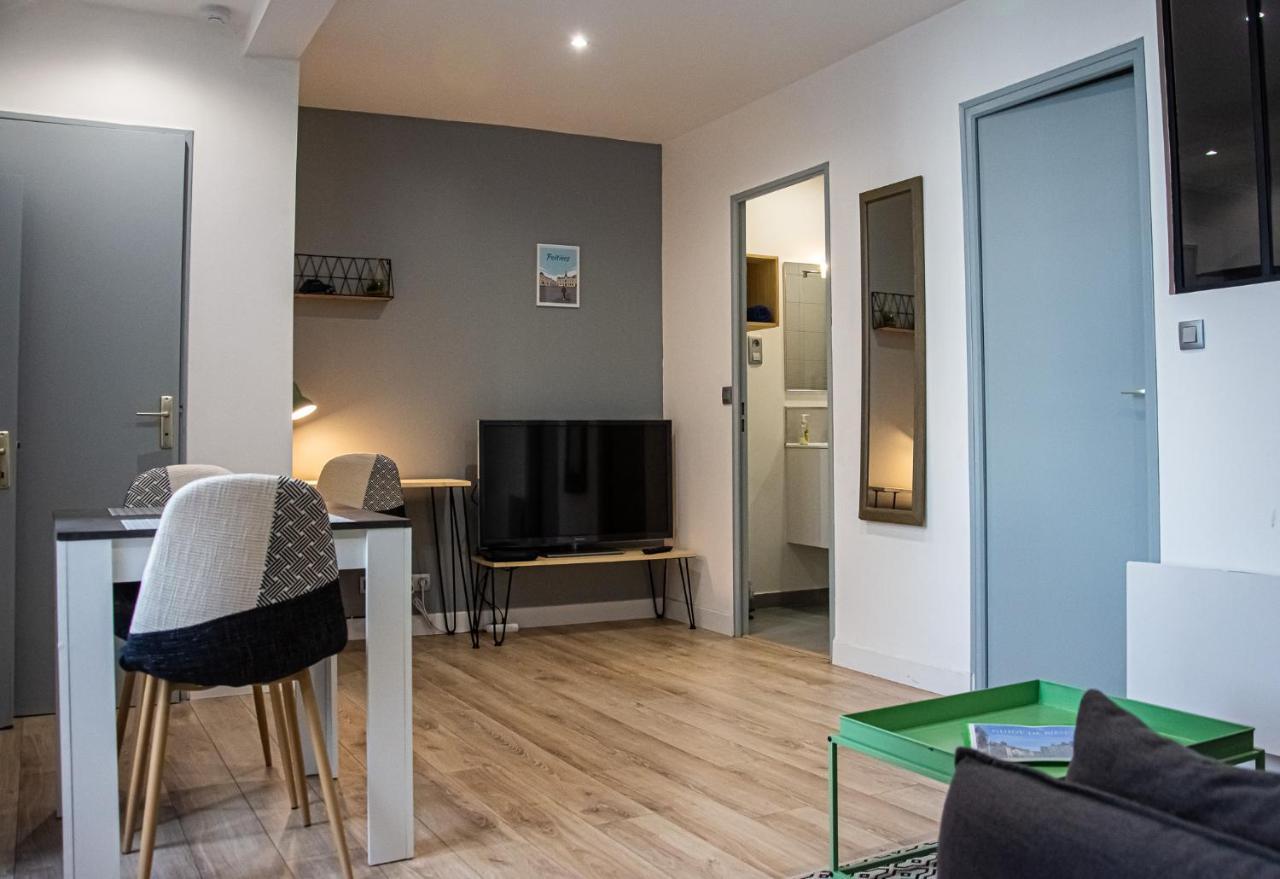 Appart Saint Cyprien + Parking Privatif Poitiers Bagian luar foto
